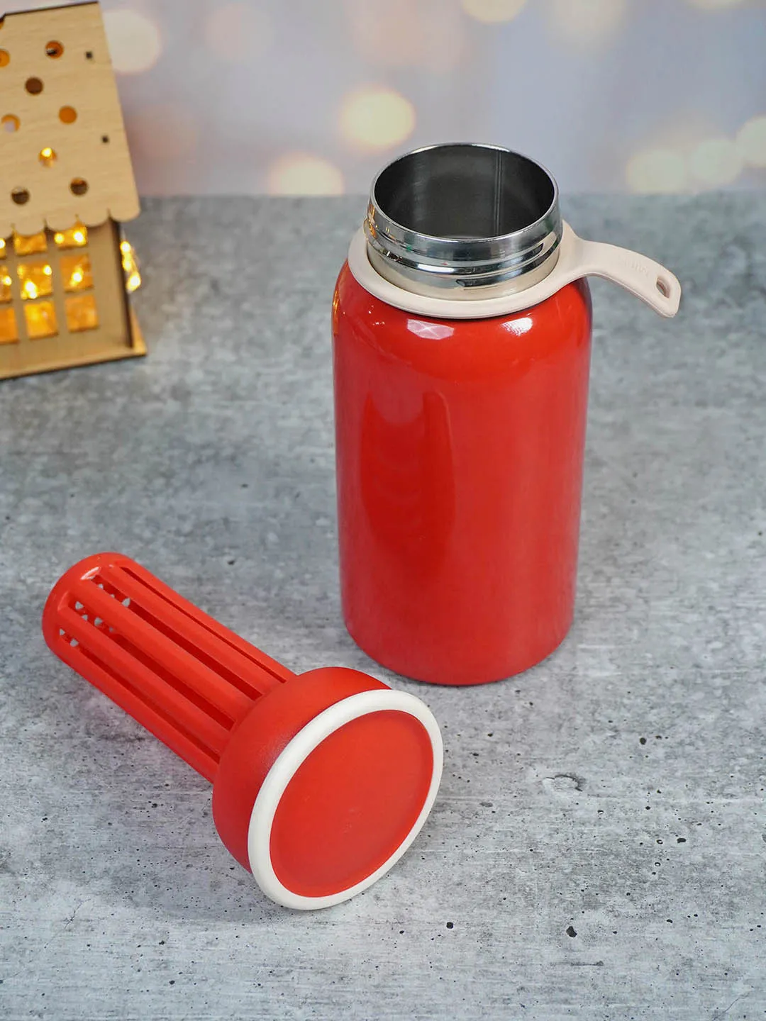 Little Surprise Box, Red Christmas sticker themed Stainless Steel Thermos Bottle with Strainer,400ml